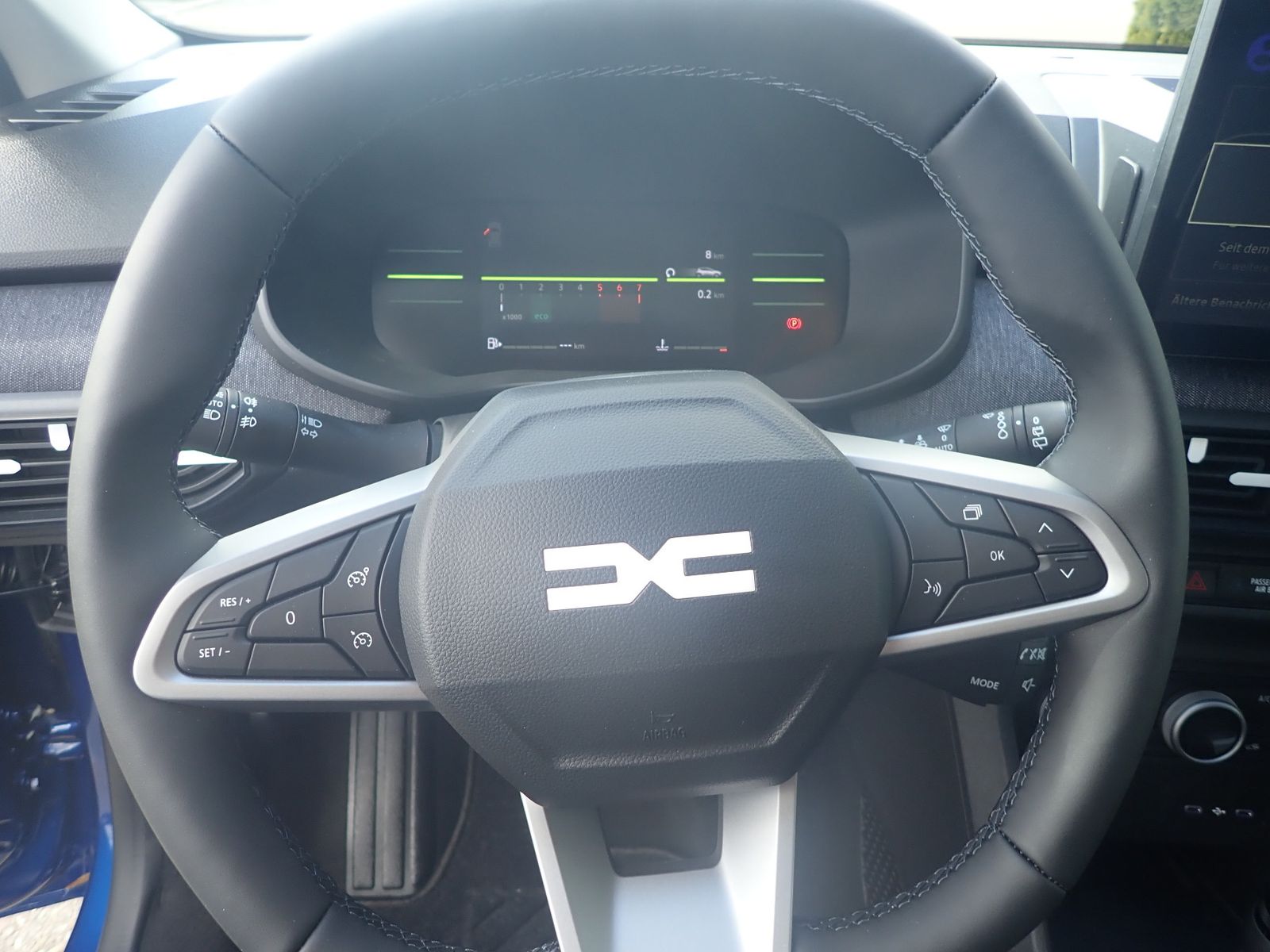 Fahrzeugabbildung Dacia Sandero Journey TCe 100