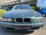 BMW 528 IA Touring *STEPTRONIC*LEDER*GSHD*KLIMAAUTOM - BMW 528 in Essen