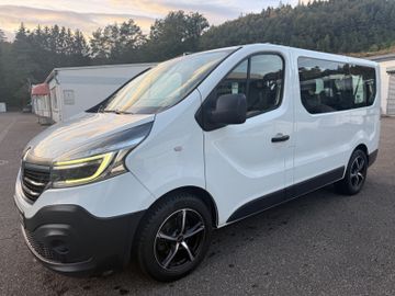 Renault Trafic - 2
