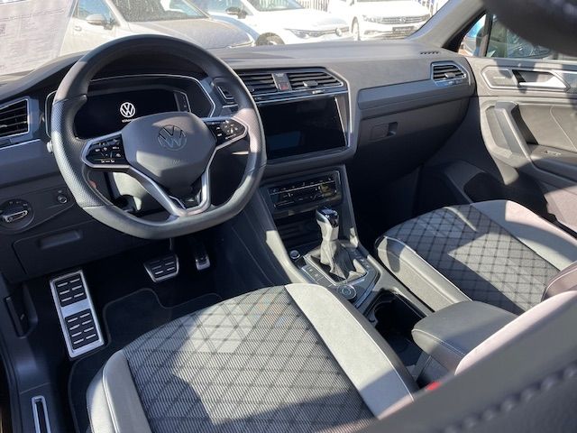 Tiguan R-Line 2.0 TSI 4Motion  BlackStyle Matrix