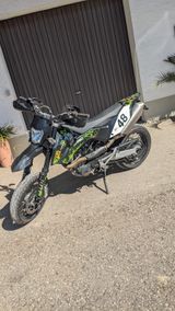 KTM SMC-R 690 - KTM 2011 690