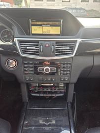 Mercedes E 350 - 11