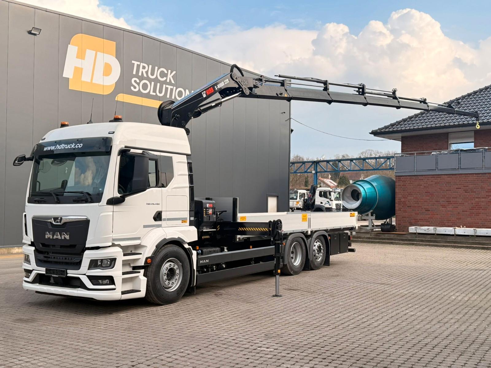 MAN TGS 26.520 LL 6x2 Hiab 228-6 Kran