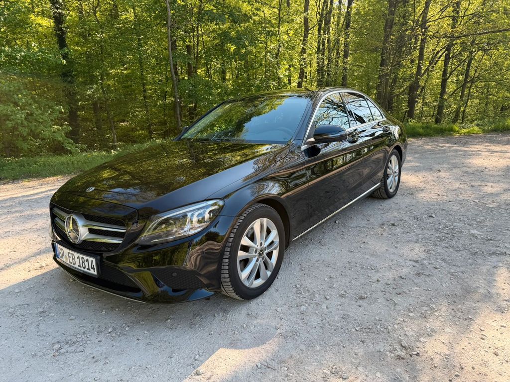Image of Mercedes-Benz C 220