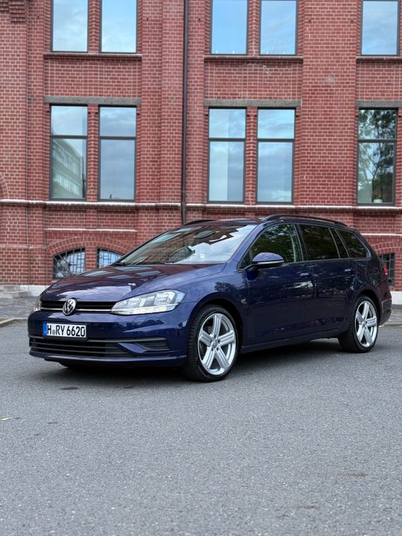 Image of Volkswagen Golf
