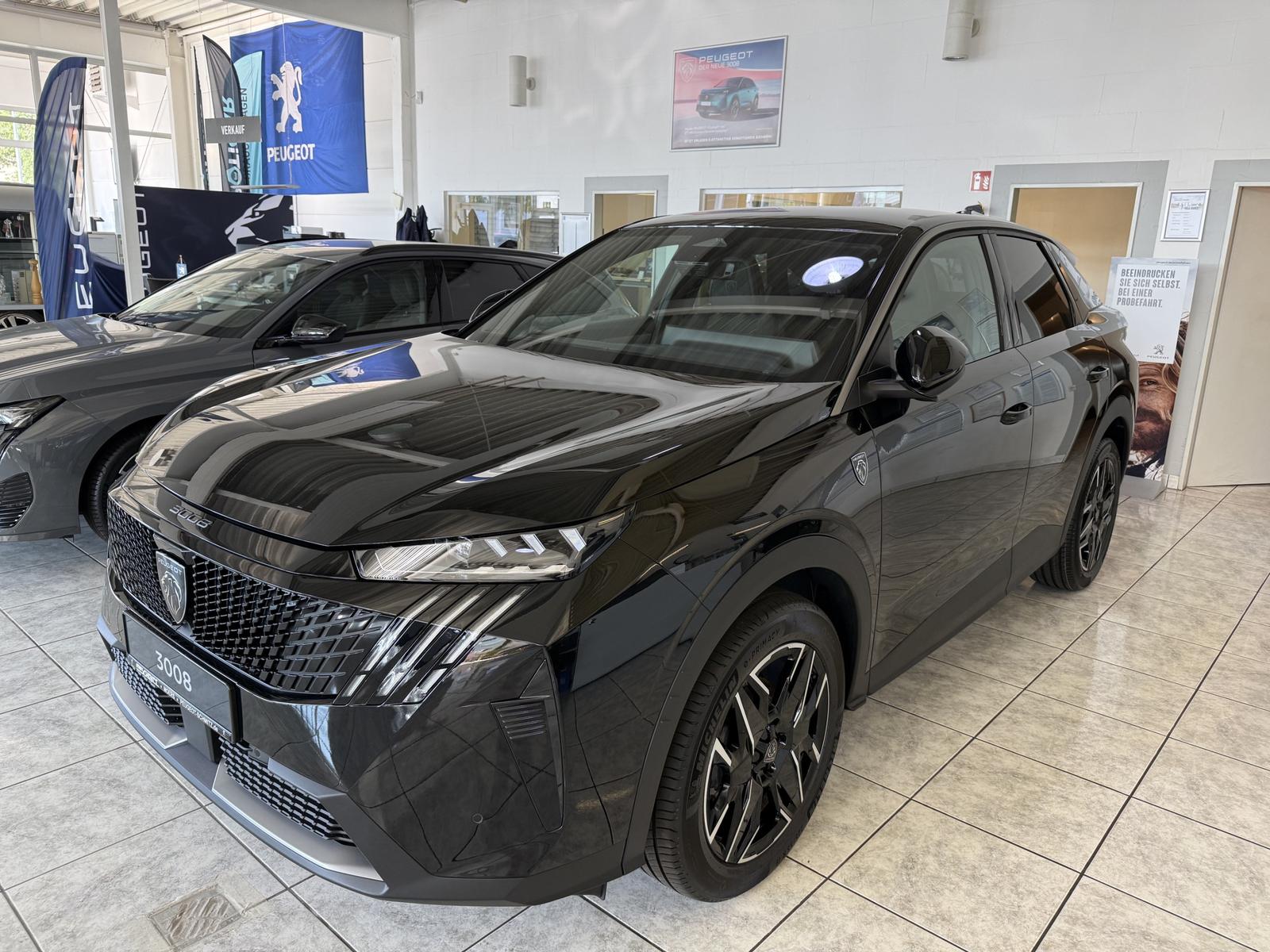 Peugeot 3008 Hybrid 145 GT, el. Sitze und Heckklappe. 