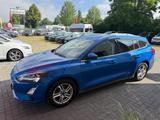 Ford Focus Turnier  = Automatik - Kamera - Spurhalte - Ford Focus Gebrauchtwagen in Lübeck