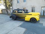 Oldsmobile F60 Tudor Sedan HOTROD V8 - Oldsmobile Oldtimer mit Benzin-Antrieb