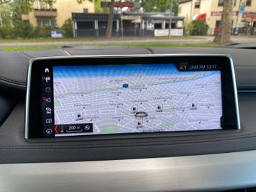 Fahrzeugabbildung BMW X6 M50d*360°Kam*ShadowLine*DrivingAssistent*