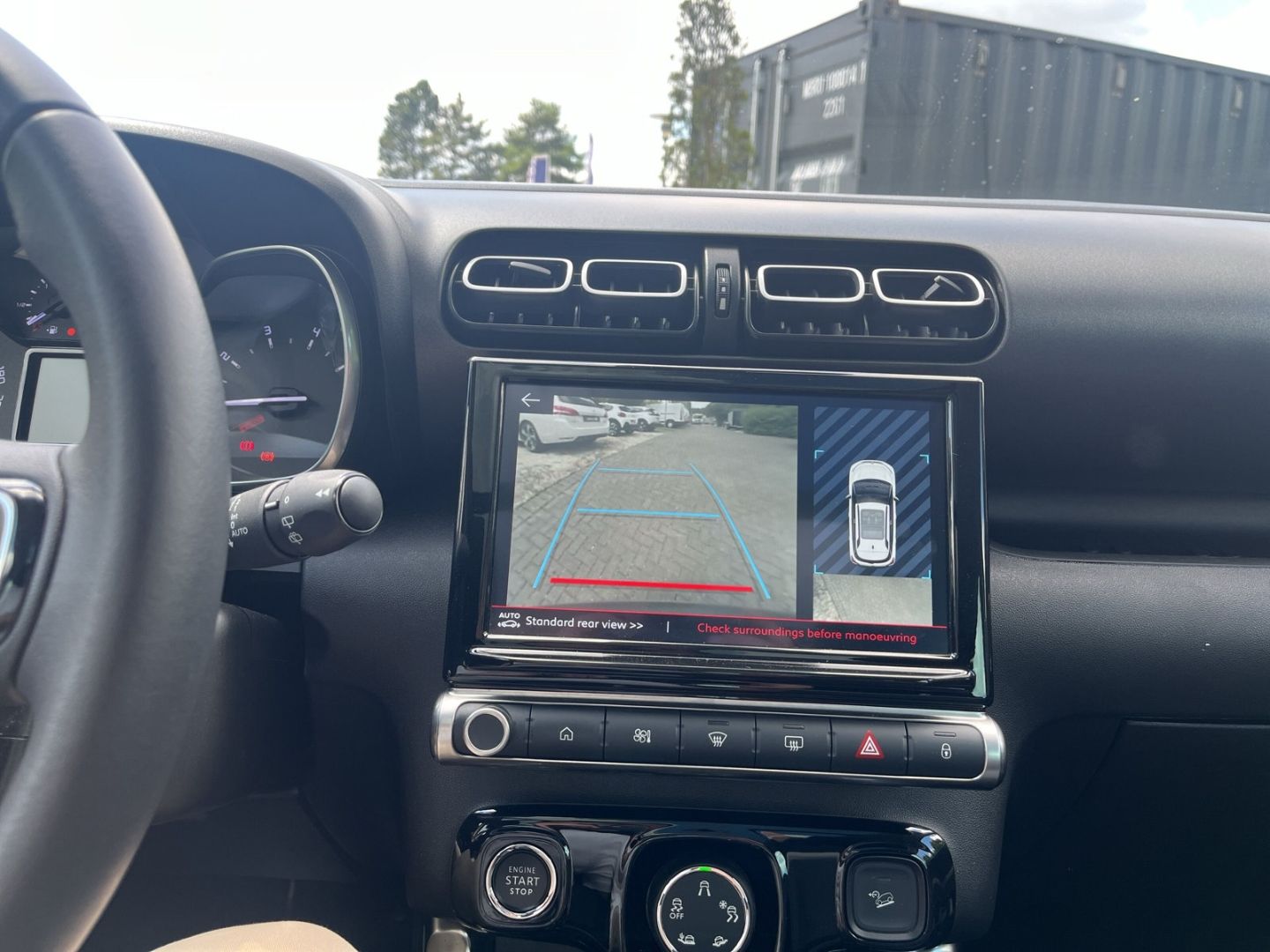 Fahrzeugabbildung Citroën C3 Aircross 1.2 PureTech 130 S&S EAT6 Max Navi