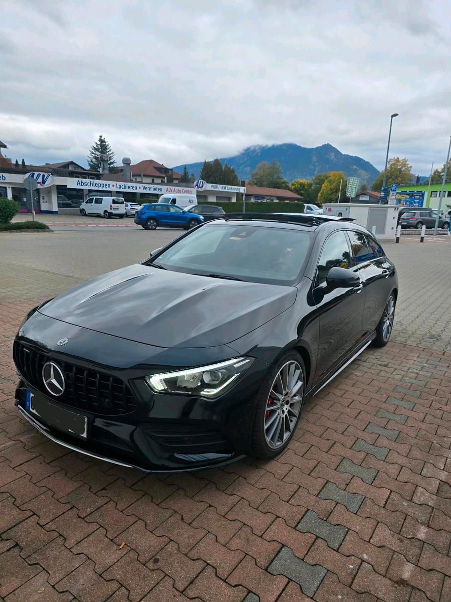 Mercedes-Benz CLA 200 Shooting Brake