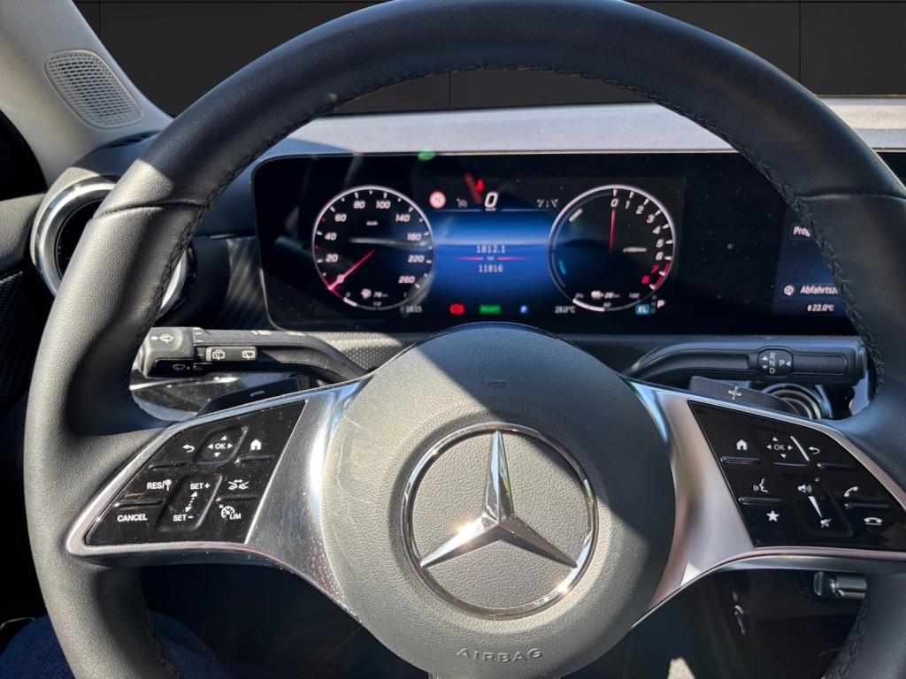 Mercedes-Benz A 250 e Kompaktlimousine Progressive Advanced
