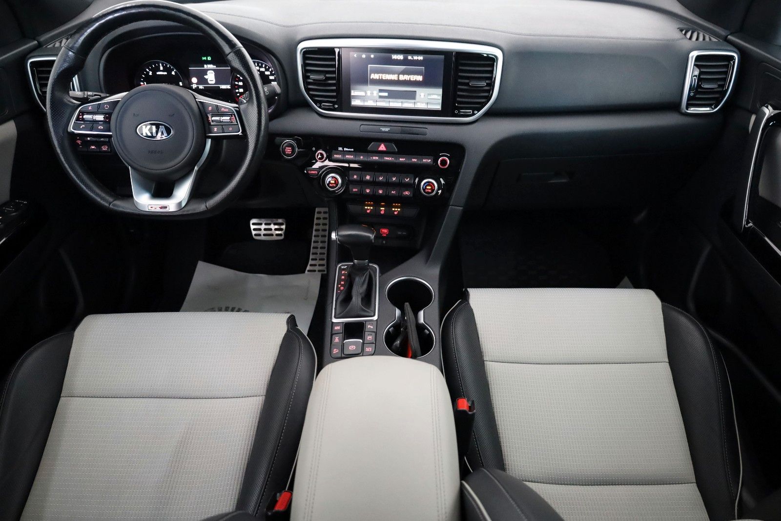 Fahrzeugabbildung Kia Sportage GT-Line 4WD,Leder,Pano,Navi,360°Kam,AHK