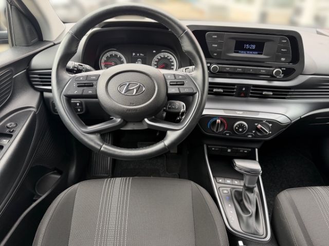 Fahrzeugabbildung Hyundai i20 1.0 T-Gdi DCT Select +KLIMA+PDC+RADIO+DAB+UV