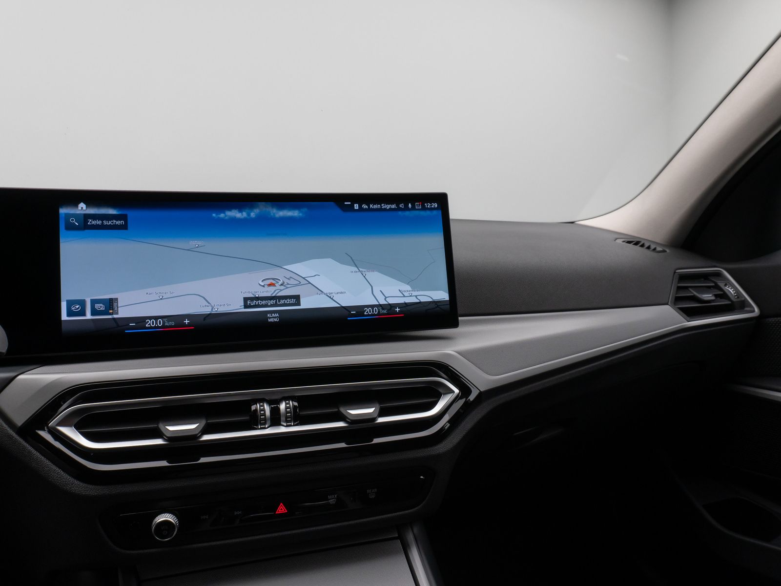 Fahrzeugabbildung BMW 318i DAB CockPit+ Widscreen Geschwindigkeitsreg