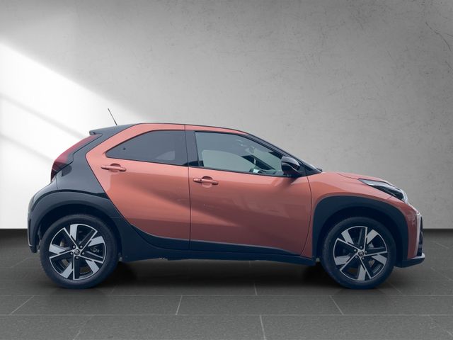 Toyota Aygo (X) 1.5 Hybrid Teamplayer *NEUES MODELL*