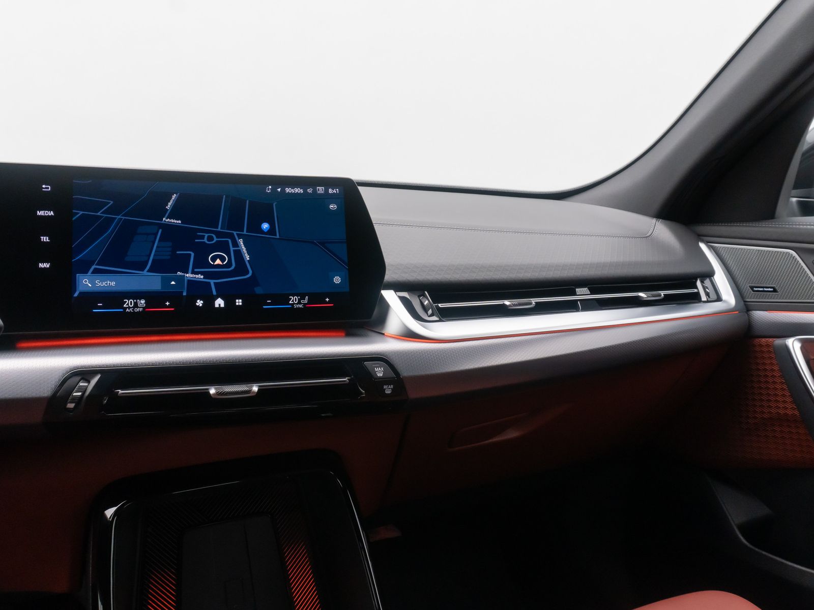 Fahrzeugabbildung BMW iX2 xD30 M Sport 360&deg;HUD DAB H/K Komfort AHK ACC