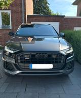 Audi Q8 55 TFSI e/2x S-Line/Matrix/Assistenz/23Zoll - Audi Q8 in Düsseldorf