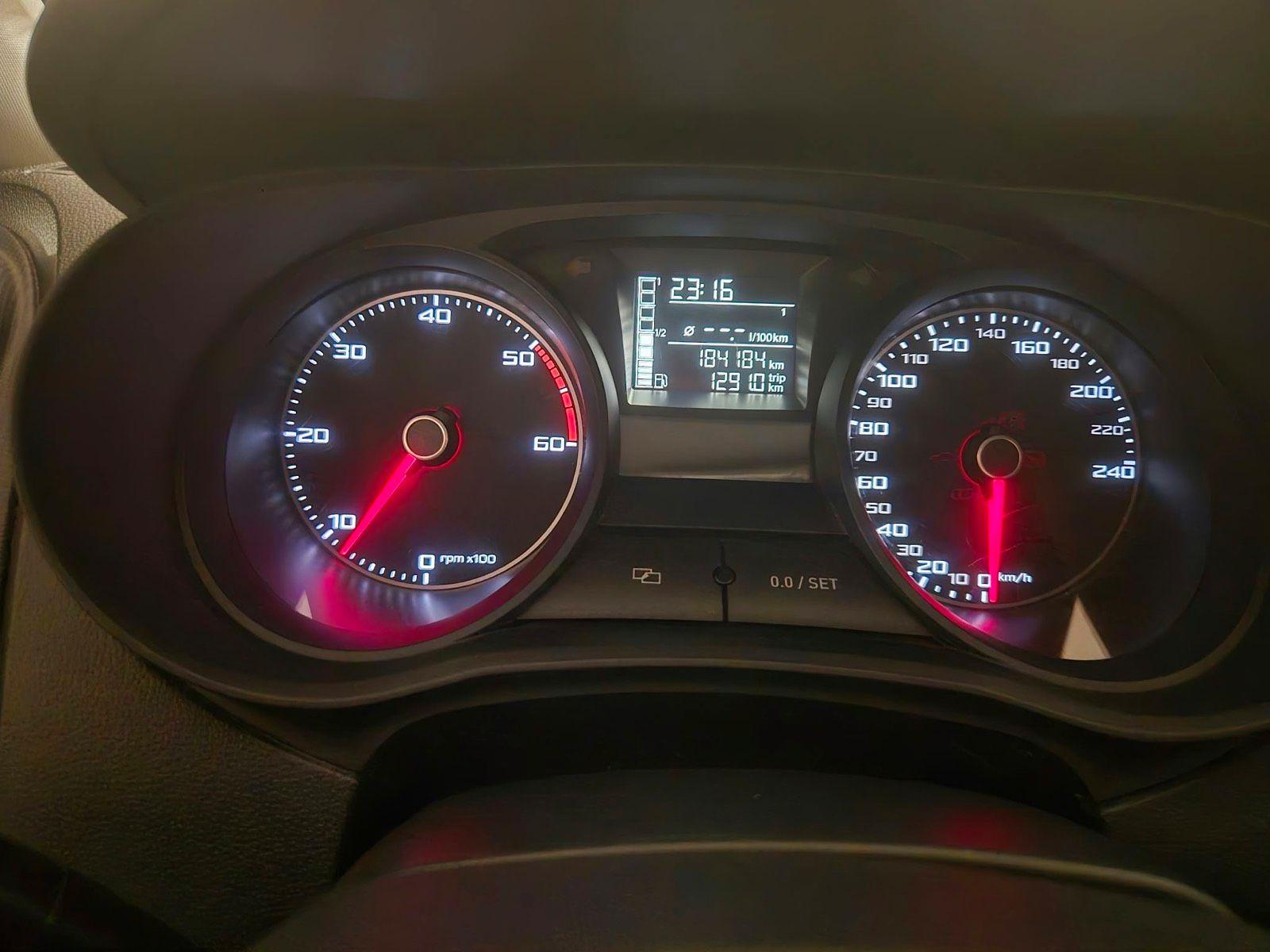 Seat Ibiza 2013 — photo 15