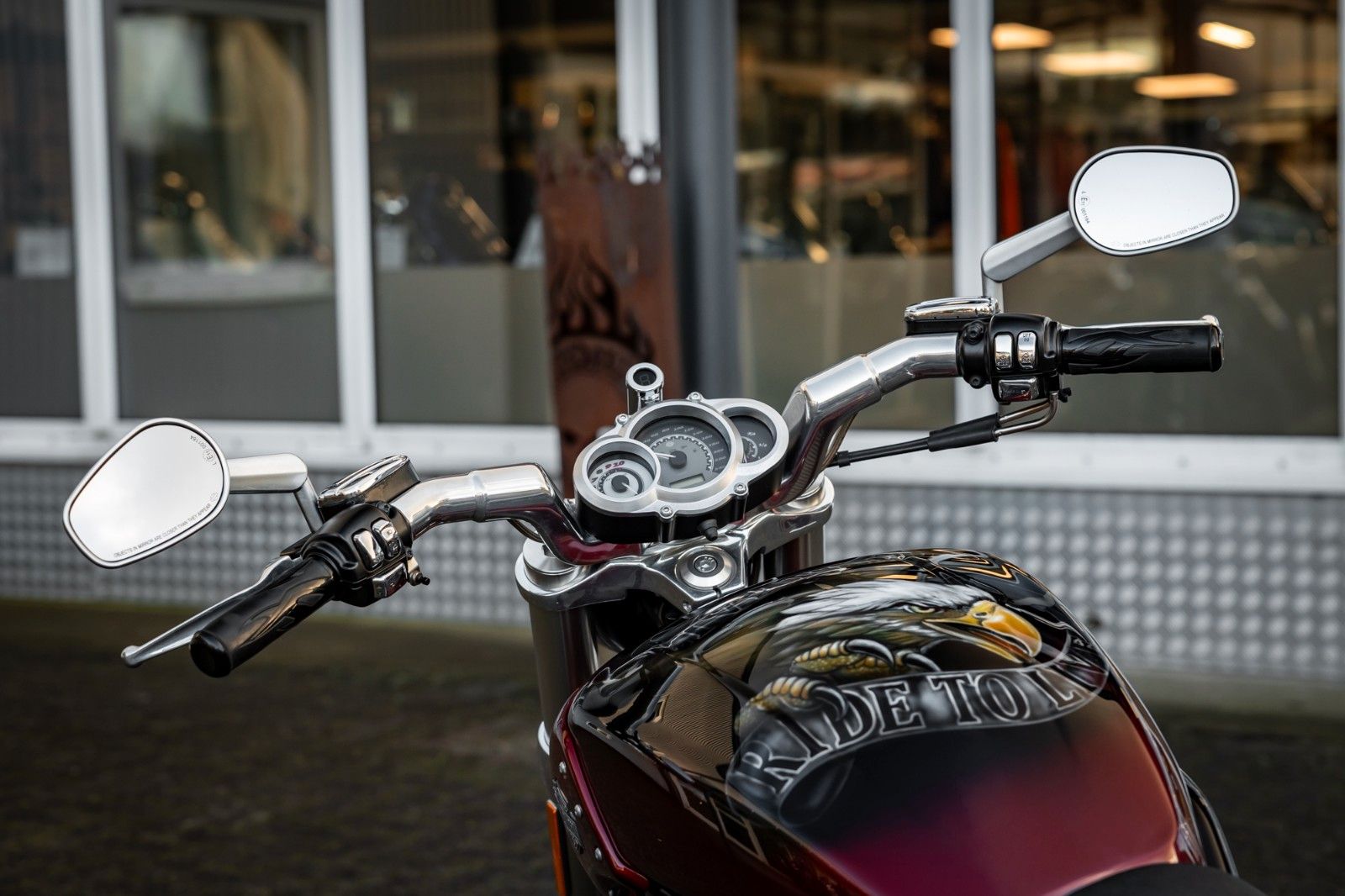 Fahrzeugabbildung Harley-Davidson VRSCF V-ROD MUSCLE - Jekill  - 260er METZELER