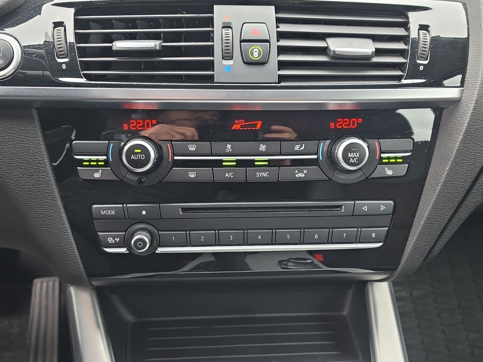 Fahrzeugabbildung BMW X3 xDrive20d AUT. AUS 1.HAND LEDER NAVI KAMERA