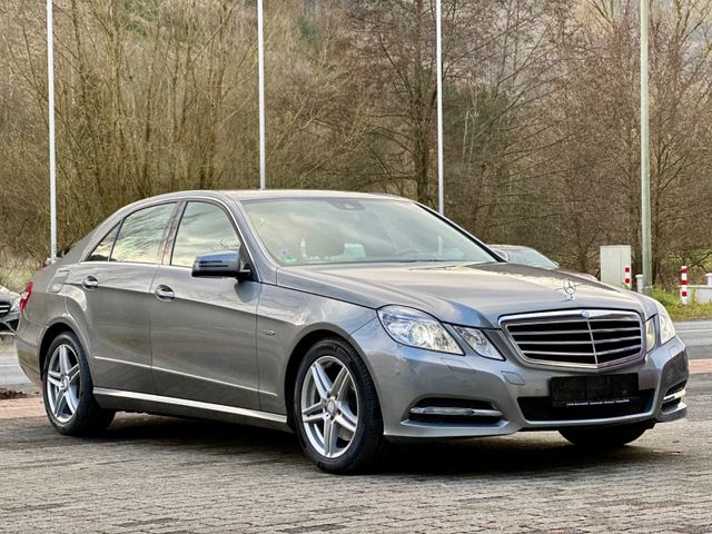 Mercedes-Benz E 350 CDI Lim. Avantgarde SHZ*Tempomat*PDC*DVD