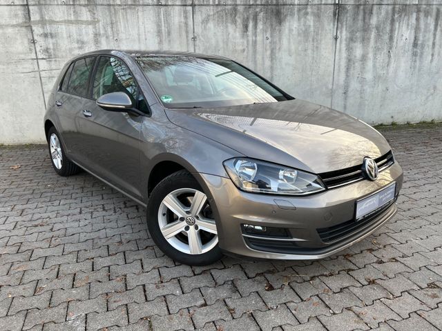 Volkswagen Golf 1.2TSI BMT Comfortline*Parkpilot*Sitzhzg*2H