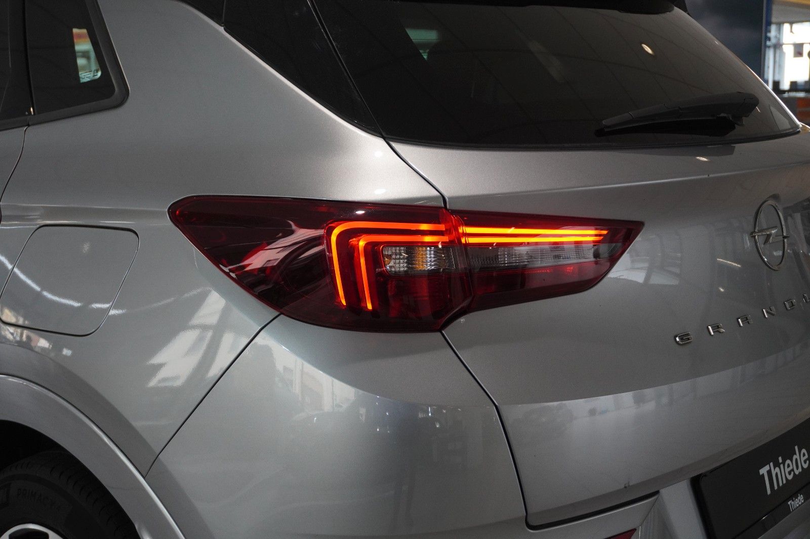 Fahrzeugabbildung Opel Grandland (X) ULTIMATE 4HYBRID NAVI/LED/SPORT/SH