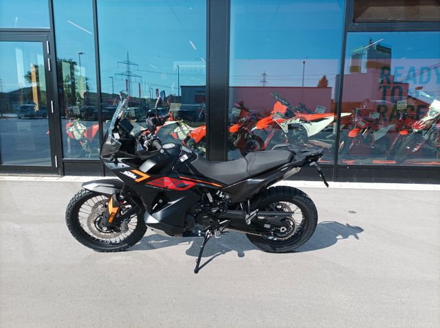 KTM 790 Adventure 2023 A2 mögl.