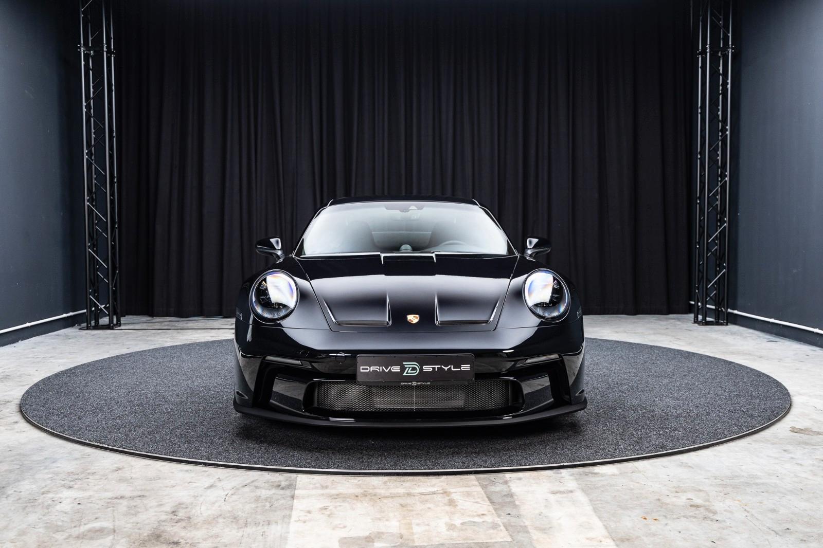 Porsche 992 GT3 Touring + 162 km + 1. Hand + Chrono + BO