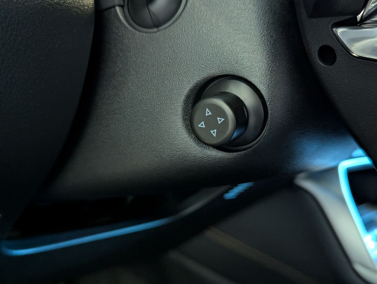 Fahrzeugabbildung Mazda CX-80 2.5 SKYACTIV PHEV 327 HOMURA+ 7-Sitze Pano