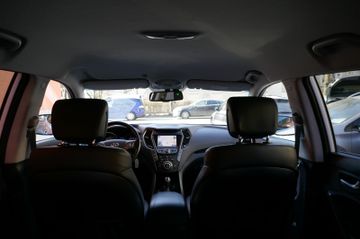 Fahrzeugabbildung Hyundai Santa Fe Style 2WD Xenon / Navi