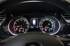 Fahrzeugabbildung Volkswagen Touran 1.5 TSI HIGHLINE 7-SITZ DSG NAVI/ACC/AHK