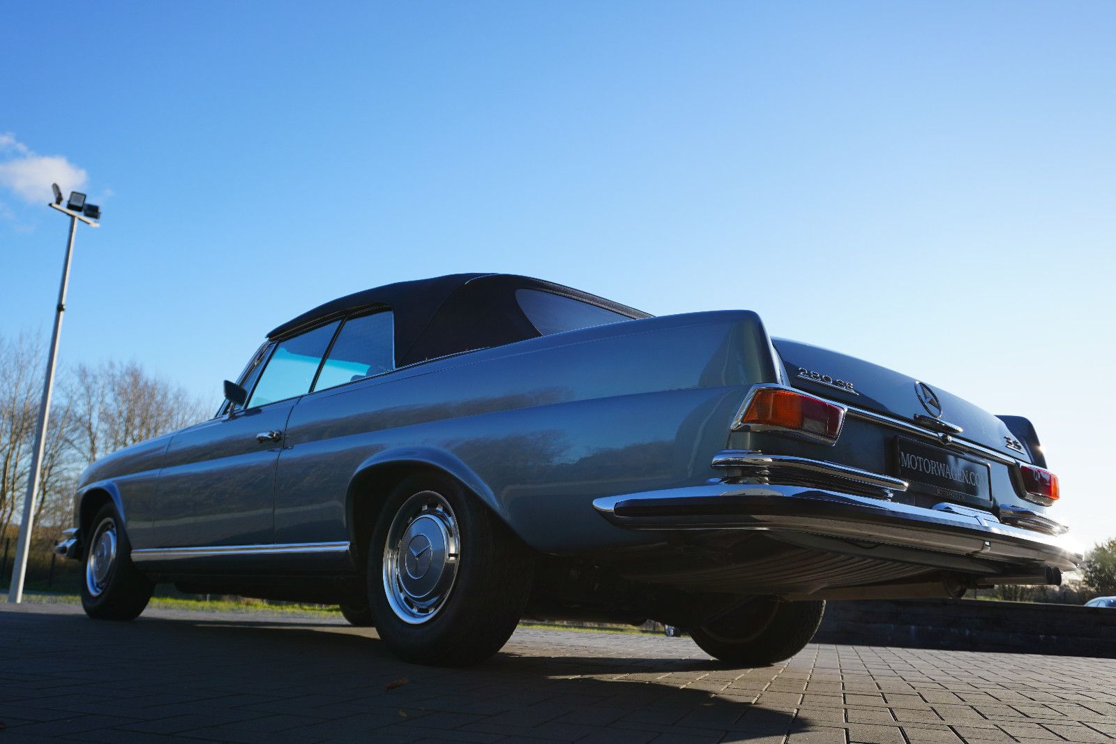 Fahrzeugabbildung Mercedes-Benz 280 SE 3,5 Cabriolet