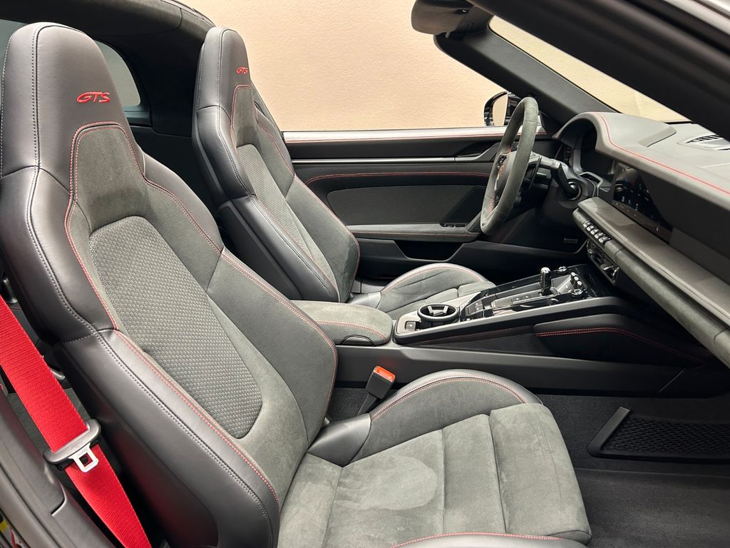 Porsche 992 /911 Targa 4 GTS**SPORT DESIGN*RACETEX*XPEL**