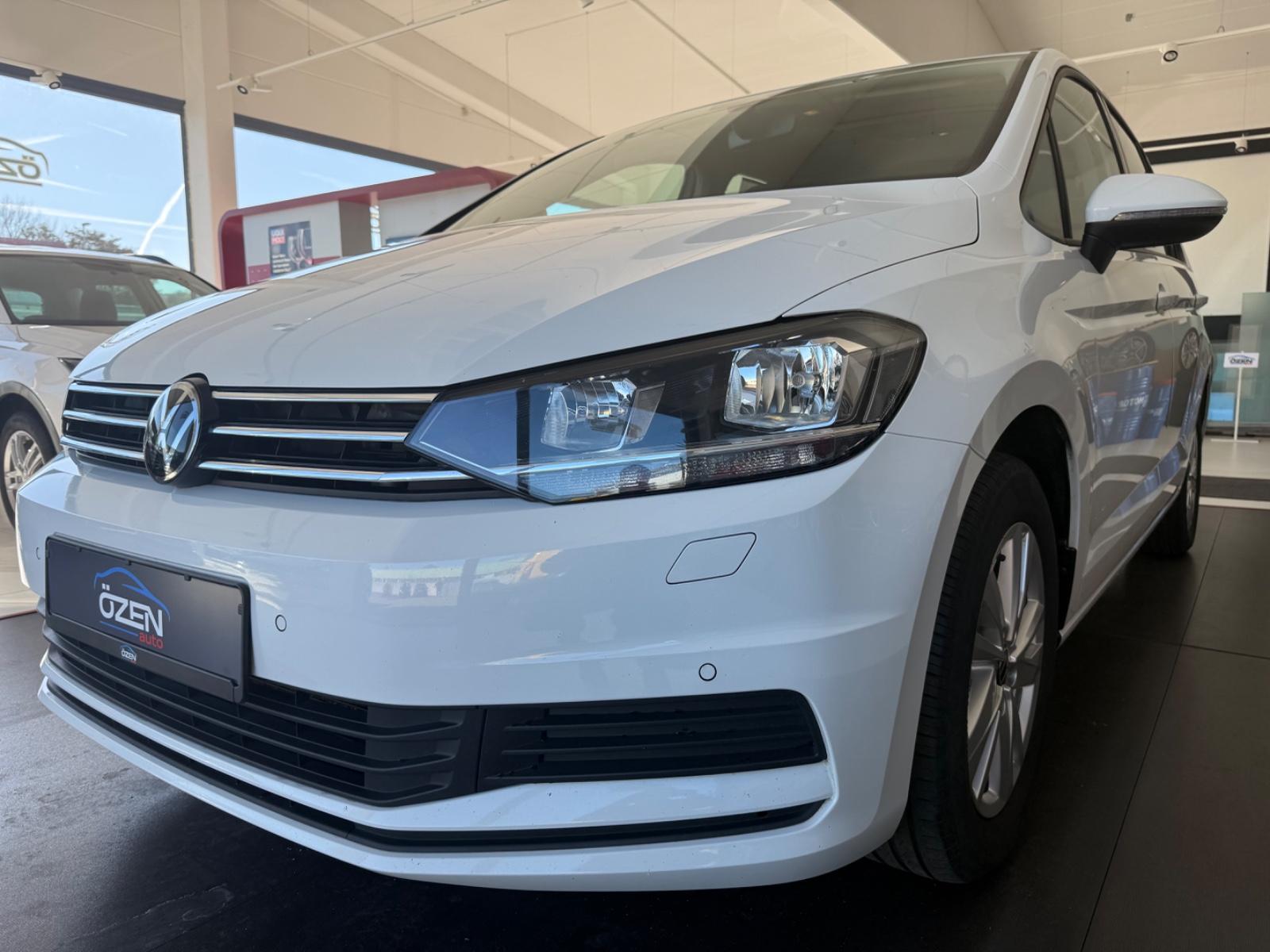 Volkswagen Touran Comfortline *AHK*STANDHEIZUNG*ACC*ASSIST*