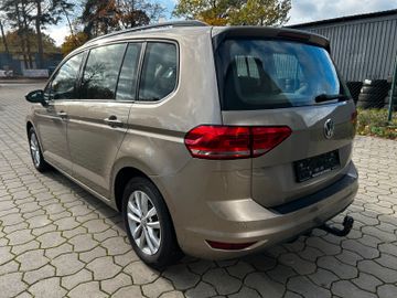 Volkswagen Touran - 6