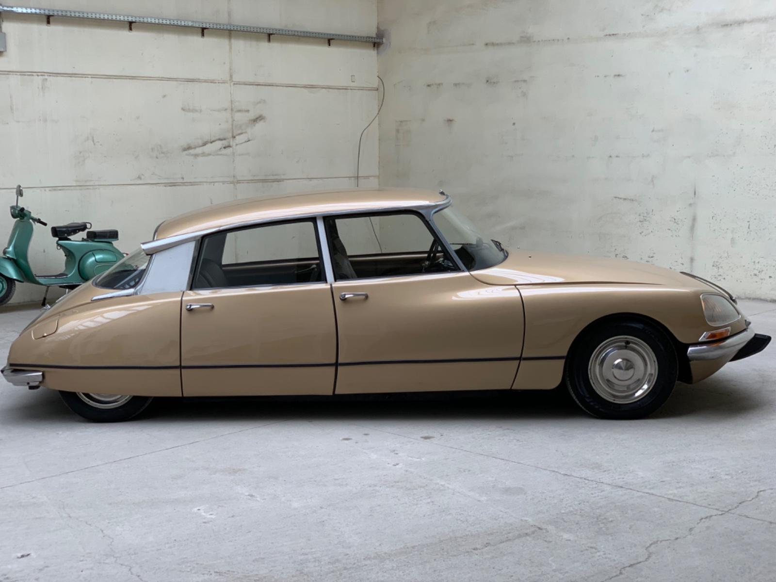 Citroën DS ID19B *Göttin* Schalter Fantomas viel neu
