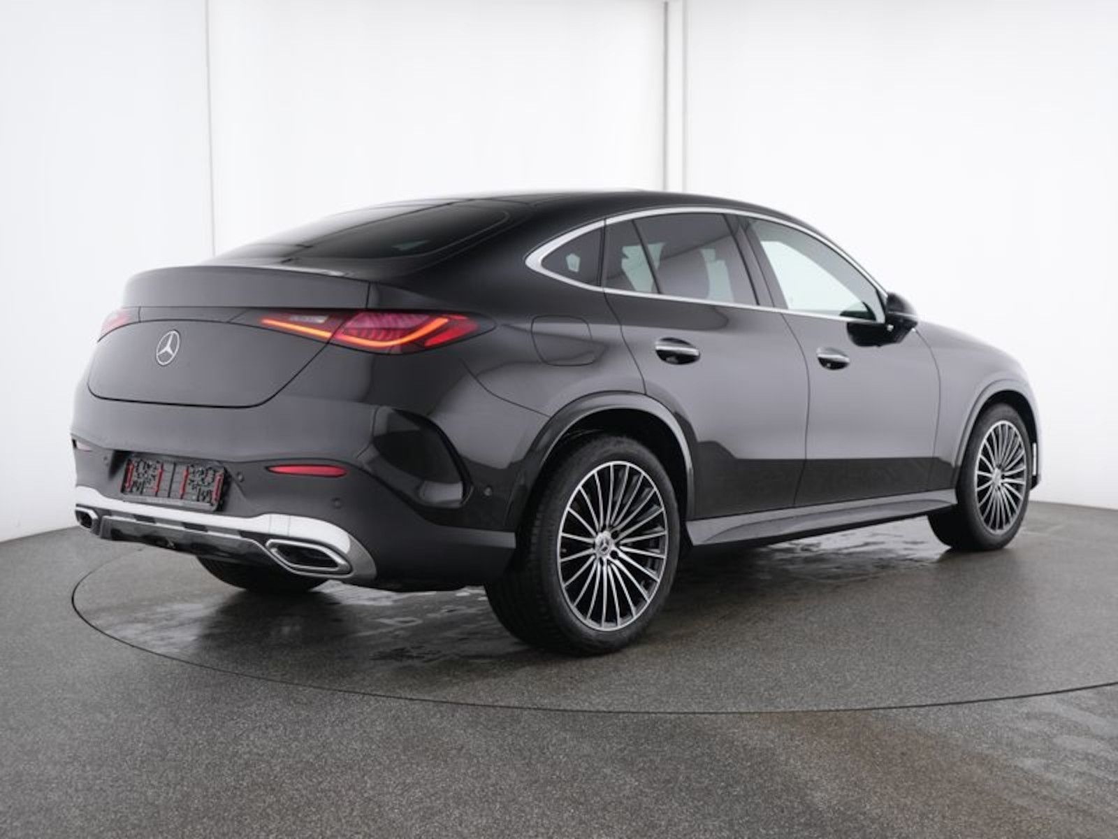 Mercedes-Benz GLC 300 d 4M COUPE AMG Pano Digilight Memory Hea foto 3