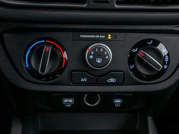 Hyundai i10 1.0 Select 2WD Kamera Navi Spurhalteassi.