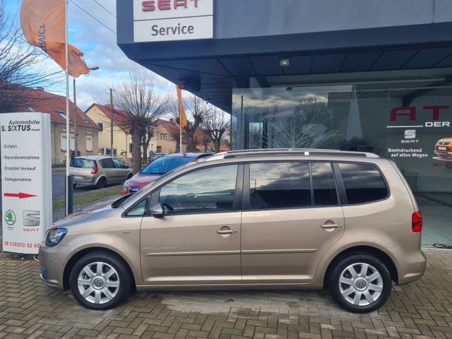 Volkswagen Touran 140PS DSG/Navi/Xe./WP/AHK/PDC/GJR