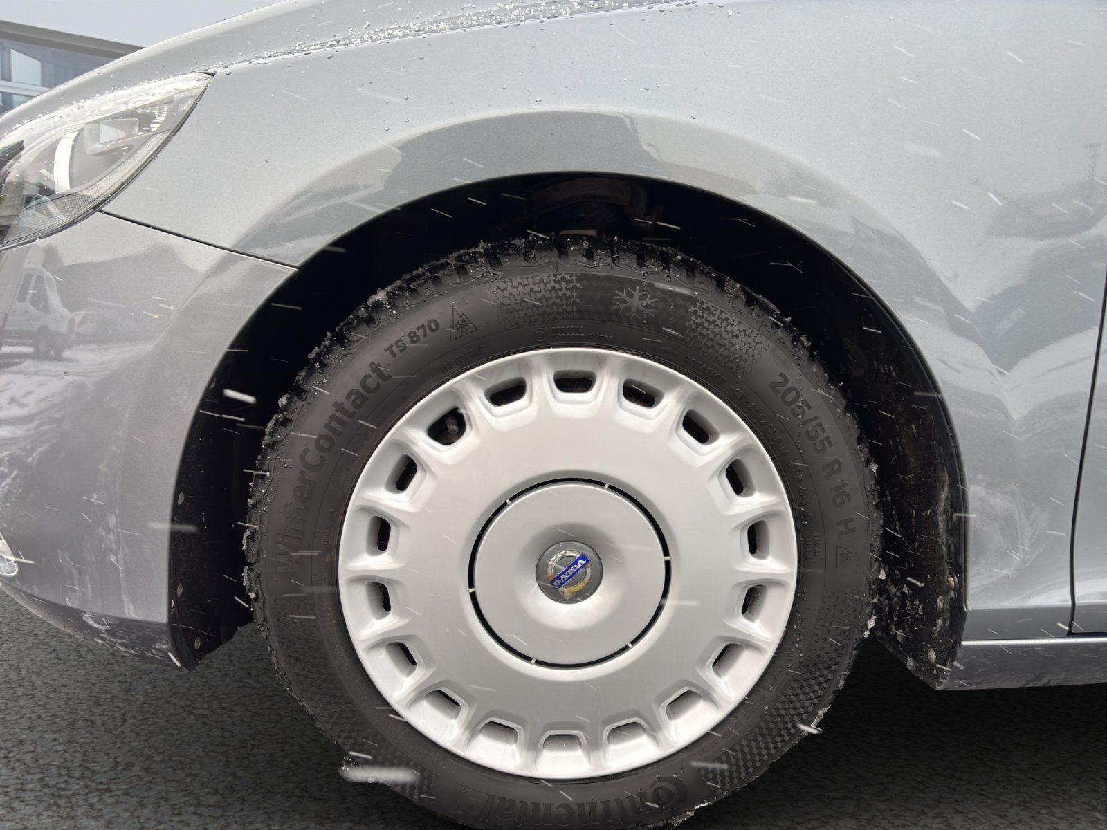 Fahrzeugabbildung Volvo V40 Basis