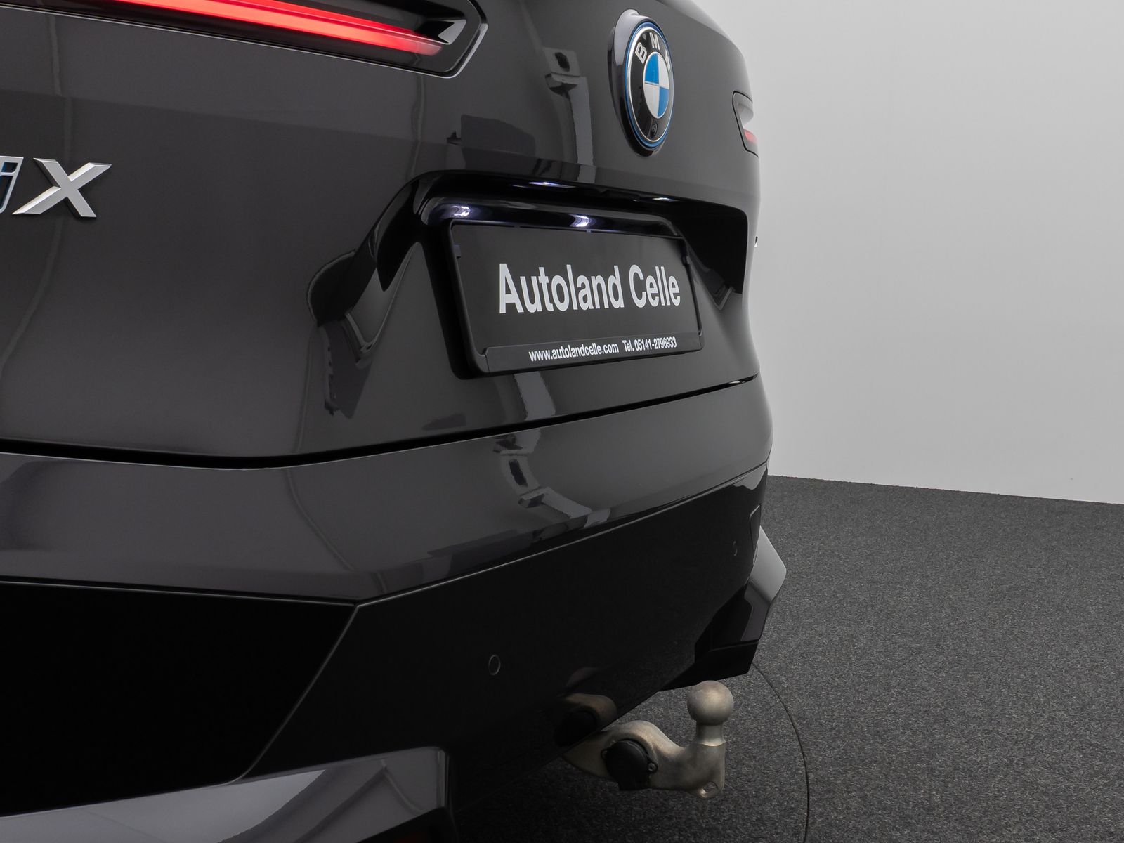 Fahrzeugabbildung BMW iX xD40 Panorama 360°DAB H/K Laser ACC AHK Sport