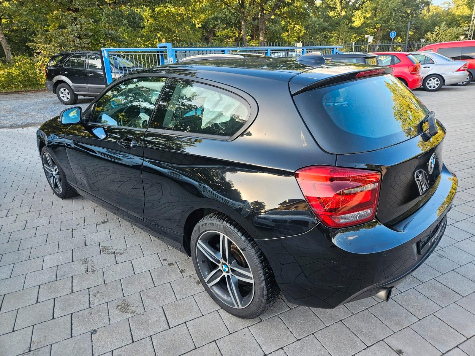 BMW 116 2012 — photo 7