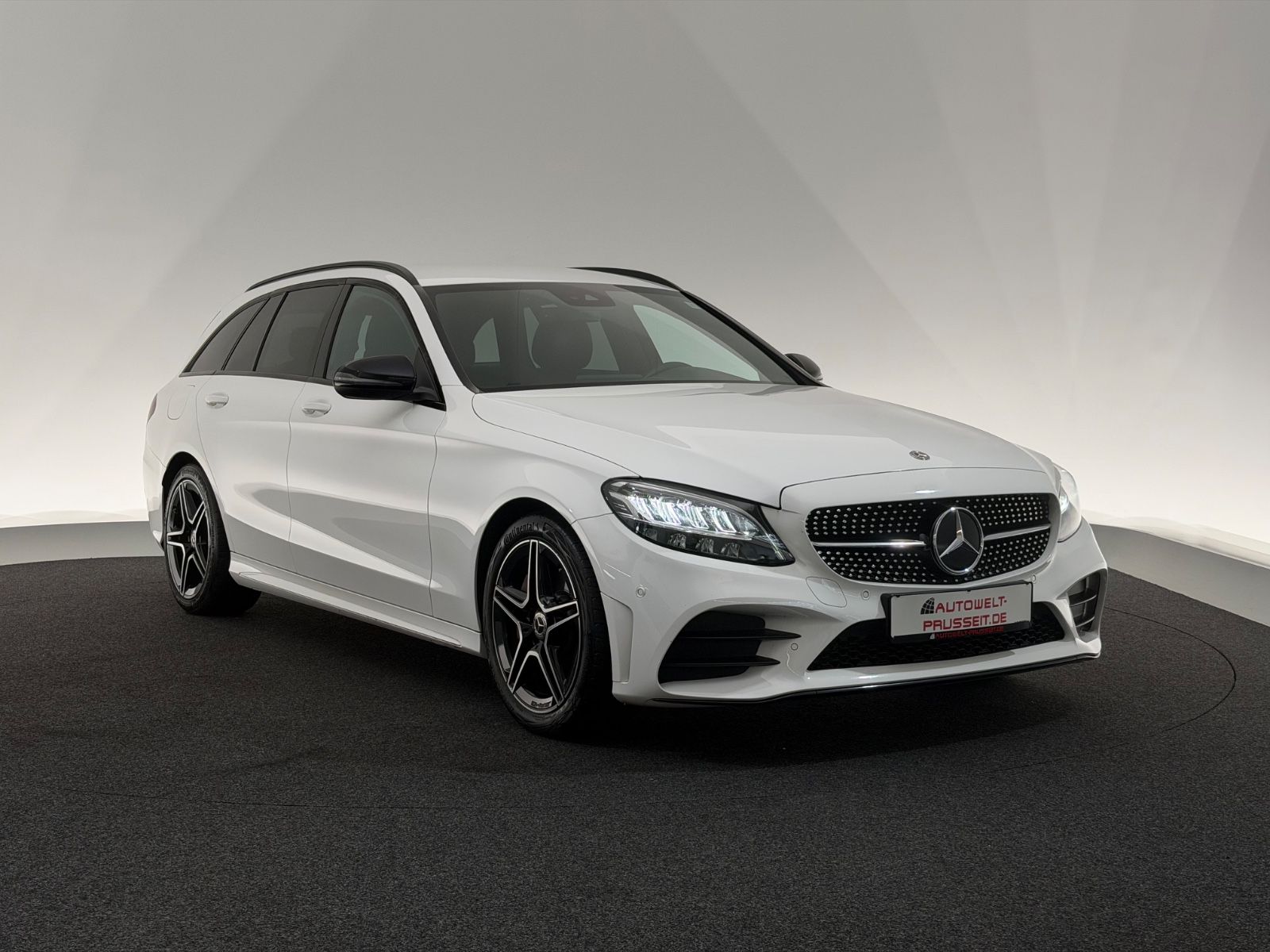 Gebrauchtwagen Mercedes-Benz C C 300*AMG LINE*NIGHT-LED-BURMESTER-TEMPO-R.KAM in Horb am Neckar