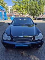 Mercedes-Benz Mercedes Benz C 180 - gebrauchte Mercedes-Benz C 180 aus dem Jahr 2001