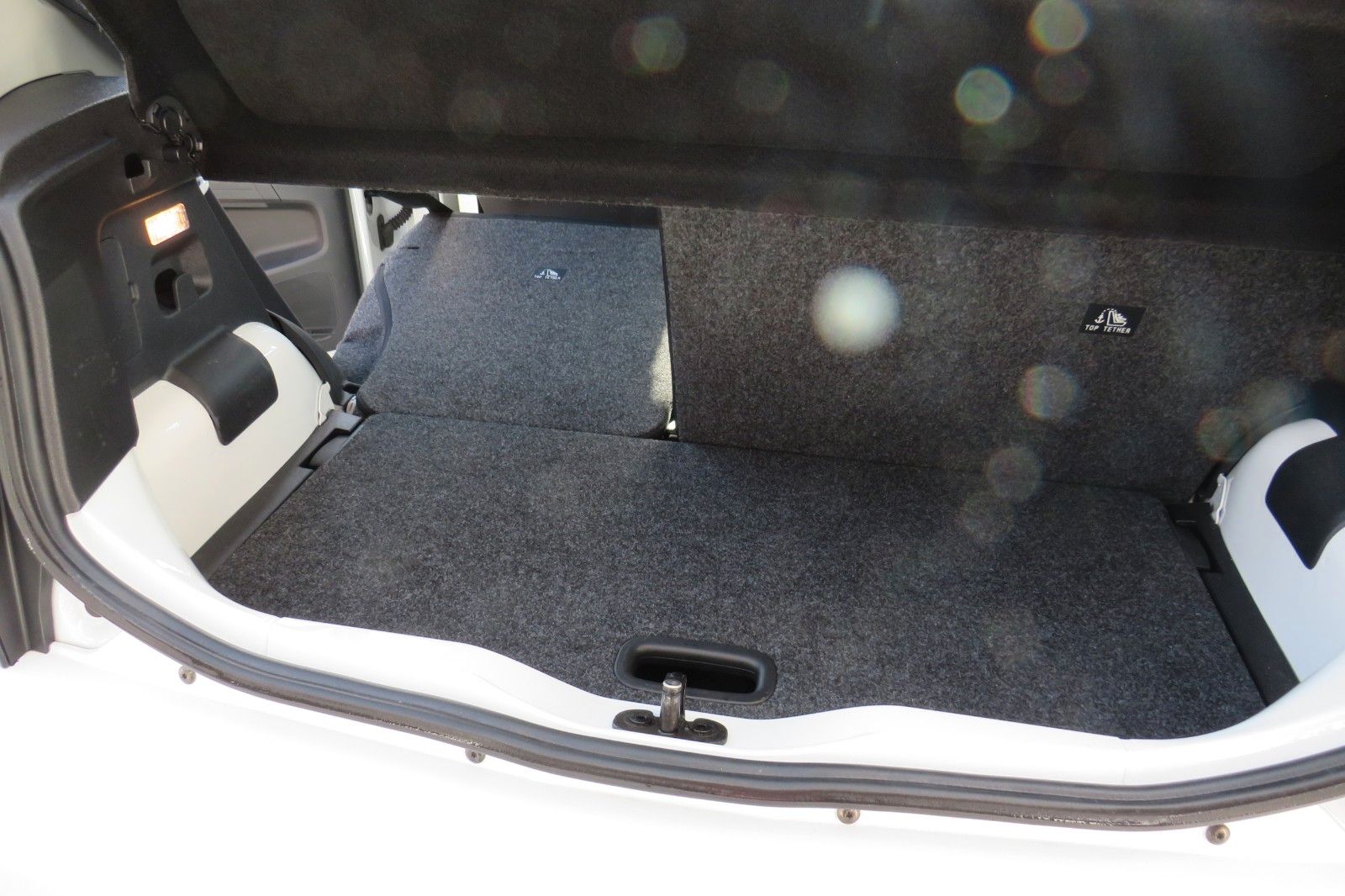 Fahrzeugabbildung Volkswagen up! GRA KLIMA PDC NOTBREMS APP-CONNECT 1.HD