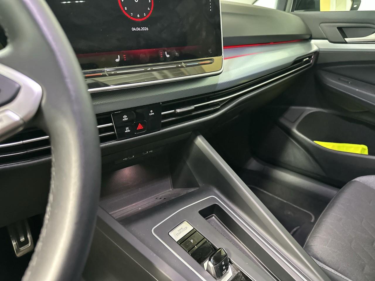 Volkswagen Golf VIII Variant 1.5 eTSI GOAL OPF DSG+SHZ+BAA+, миниатюра 12