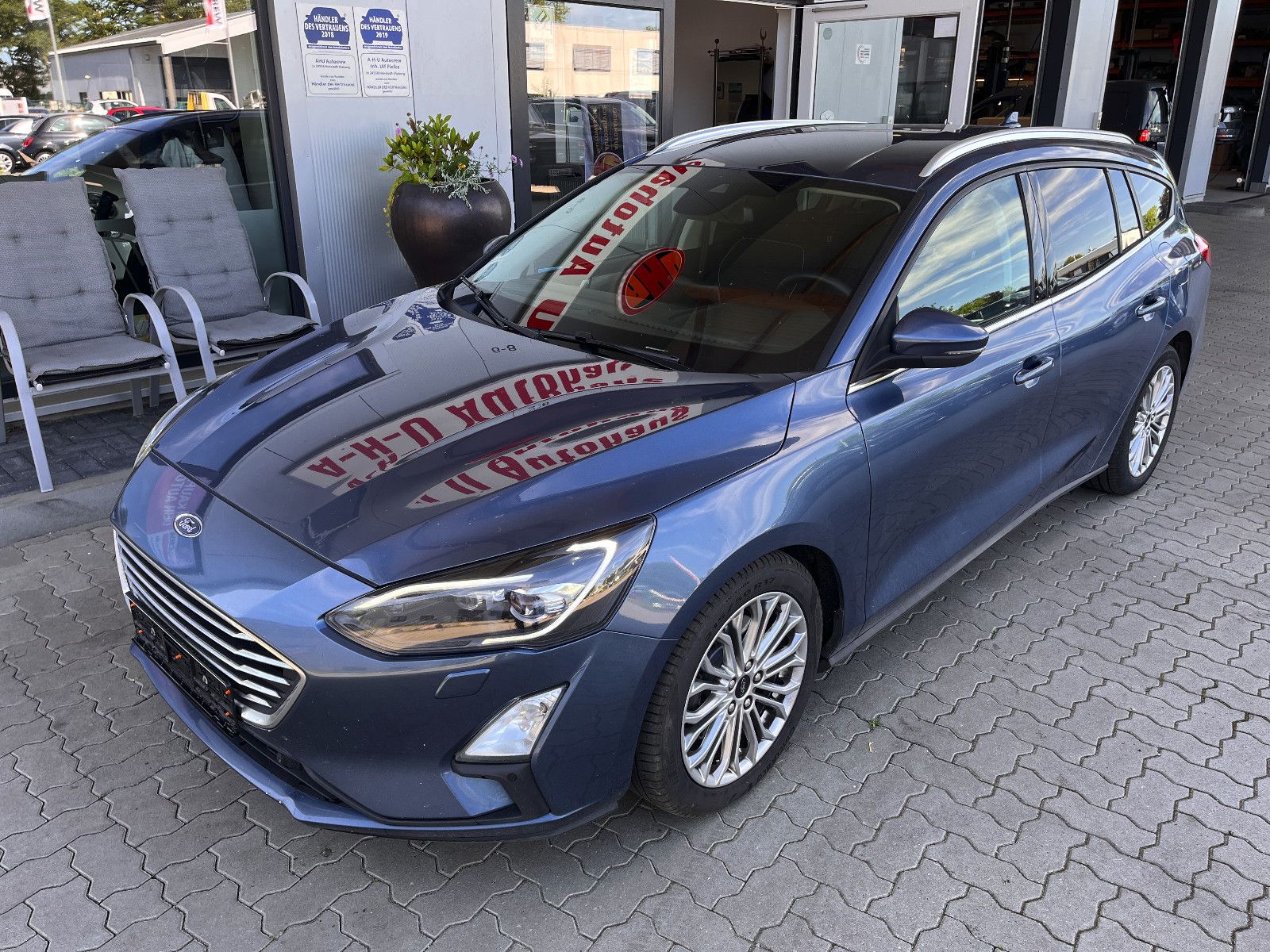 Fahrzeugabbildung Ford Focus Turnier Titanium