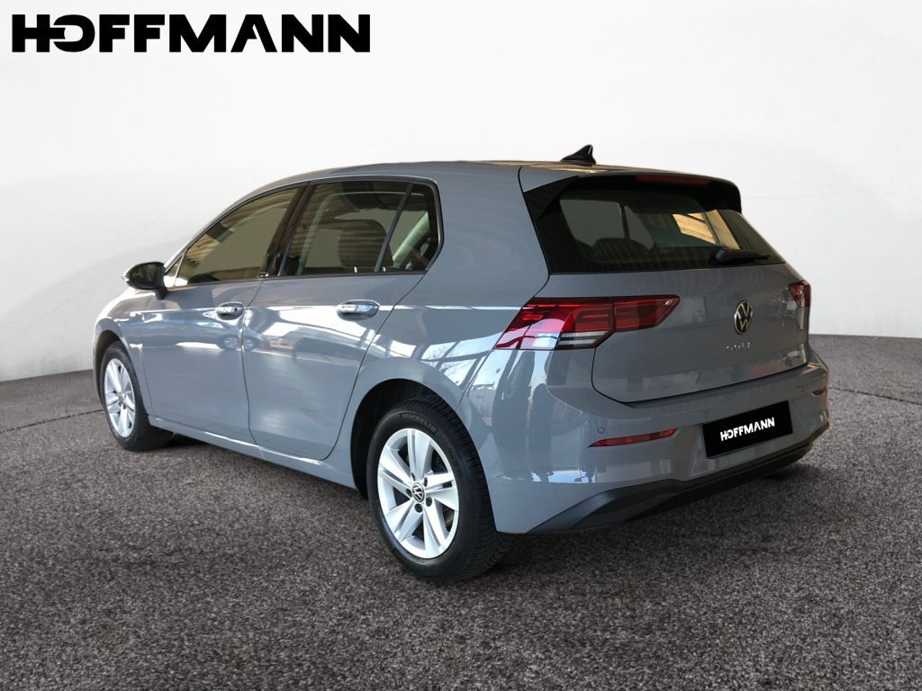 Fahrzeugabbildung Volkswagen Golf 1.0 TSI Life AHZV Paket Business Winter